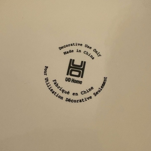 2/$20 NWOT URBAN OUTFITTERS Charlie Printed Ashtray - Picture 5 of 9